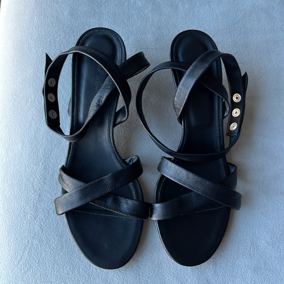 New (NWOB) ISABEL MARANT Black Leather Ankle Strap Sandals Size 40 EU / 10 US - Picture 2 of 8